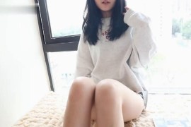 美女挠脚心文件 - F626